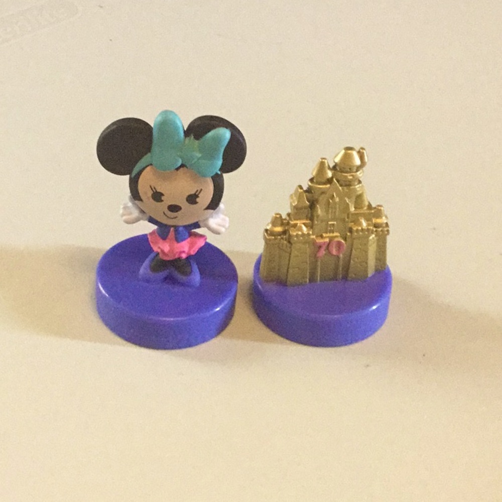 Happy meal toys Disney anniversary, Minney Mouse and the Disneyland Castle